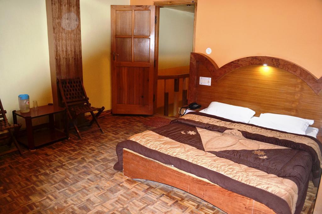 Kunal Hotel & Cottages Маналі Екстер'єр фото